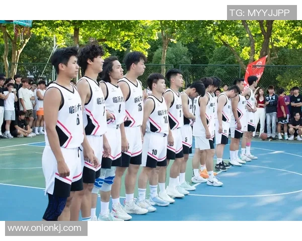 陈磊专访：从少年梦想到职业生涯的篮球旅程回顾与反思